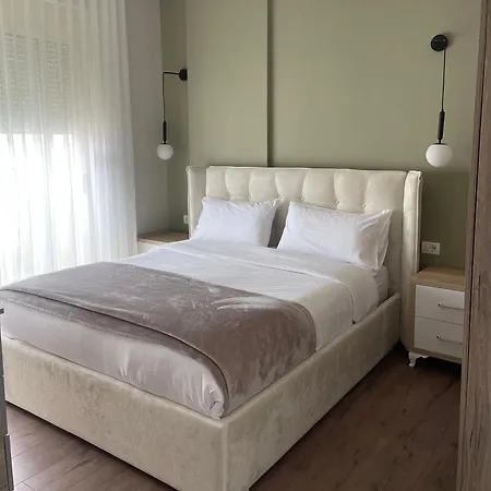Apartment Spacious With Balcony *